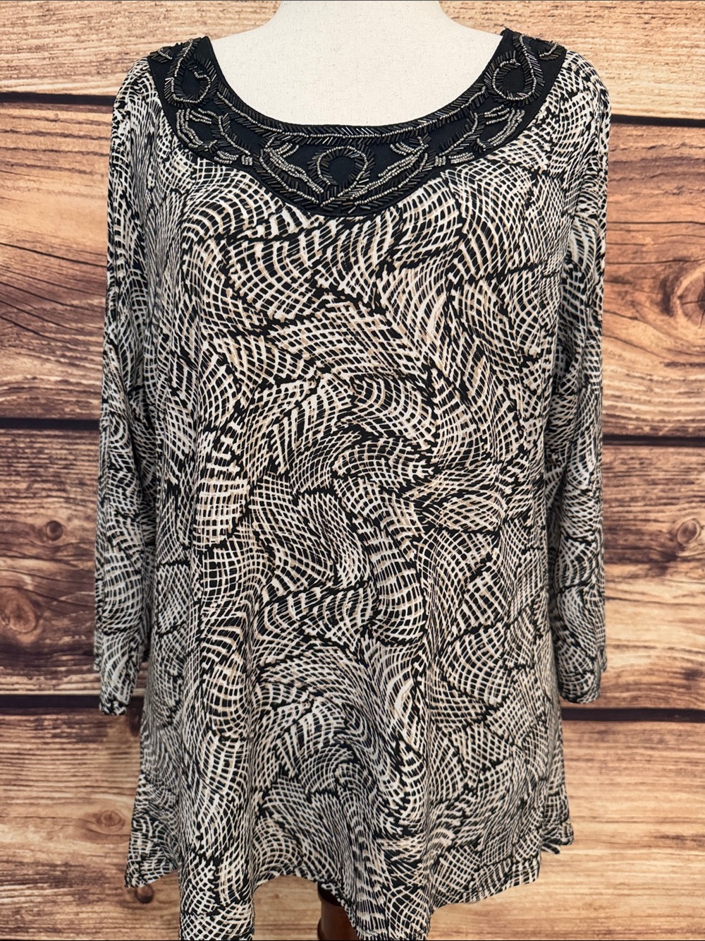 Roz & Ali Black and White Beaded Scoop Neck Tunic